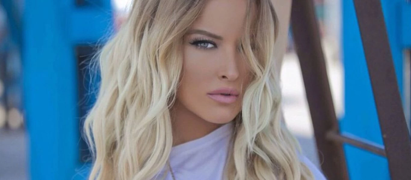 Αυτή είναι η Nick Minaj της Αλβανίας και... προκαλεί ταραχή! (φωτο-βίντεο)